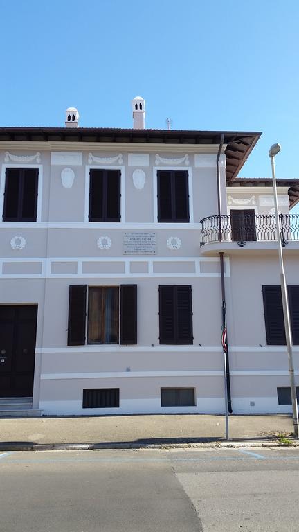 Salvini Marina Di Pisa